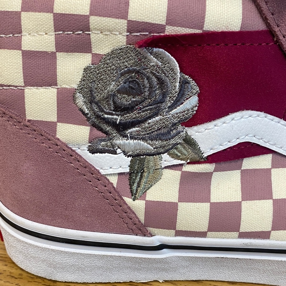 Vans Women's Rose Checkered High-Top Sneakers - Picture 4 of 11